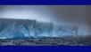 Après une longue dérive à travers les solitudes australes, l’iceberg A23a, le plus grand du monde, fait son grand retour sur la scène des océans. © Thierry Suzan – Tous droits réservés Après une longue dérive à travers les solitudes australes, l’iceberg A23a, le plus grand du monde, fait son grand retour sur la scène des océans. © Thierry Suzan – Tous droits réservés